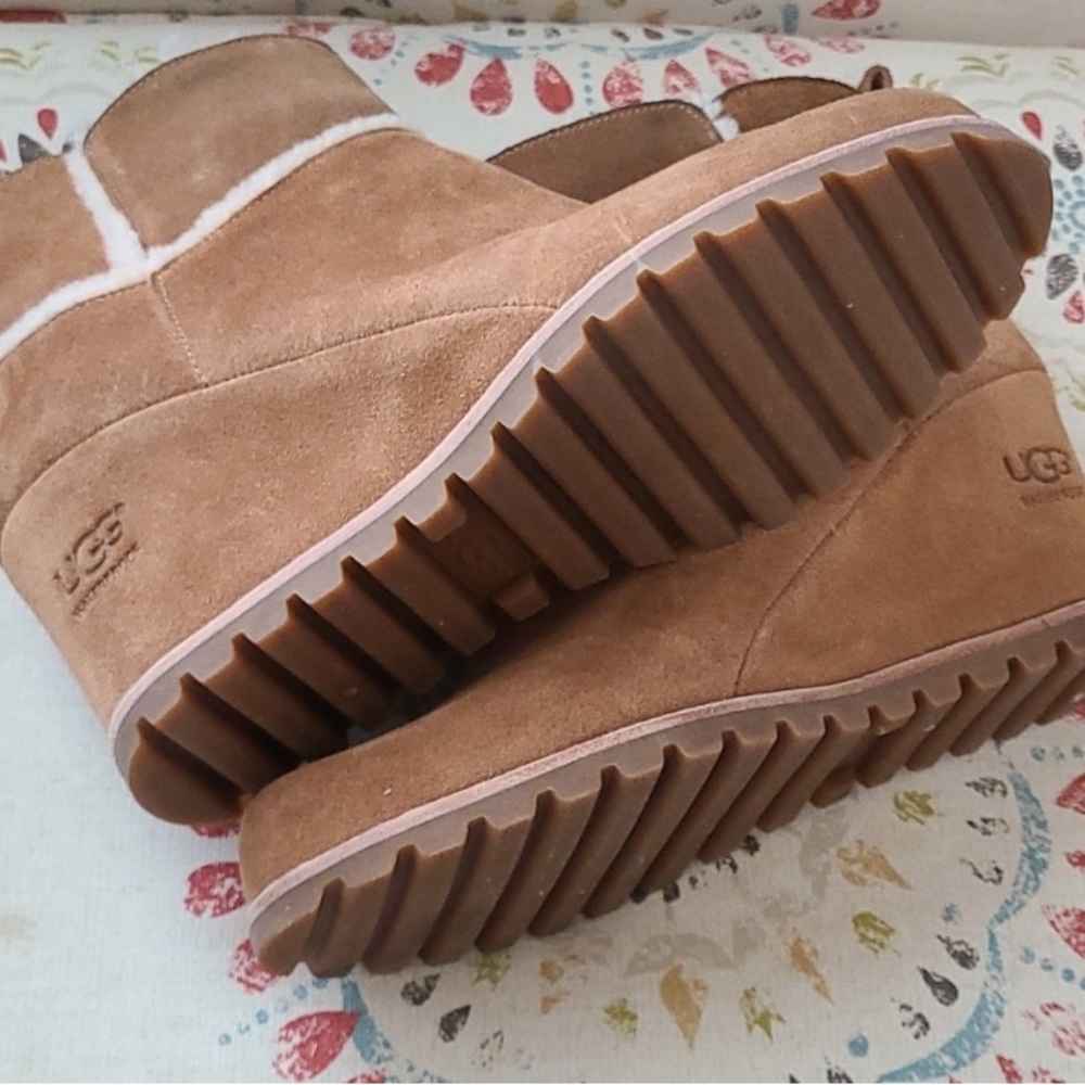 Ugg Marte chestnut wedge booties
